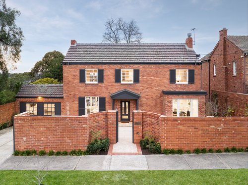 14 Henderson Avenue.jpg