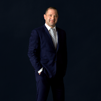 Agent Chris Kavadis from Boroondara