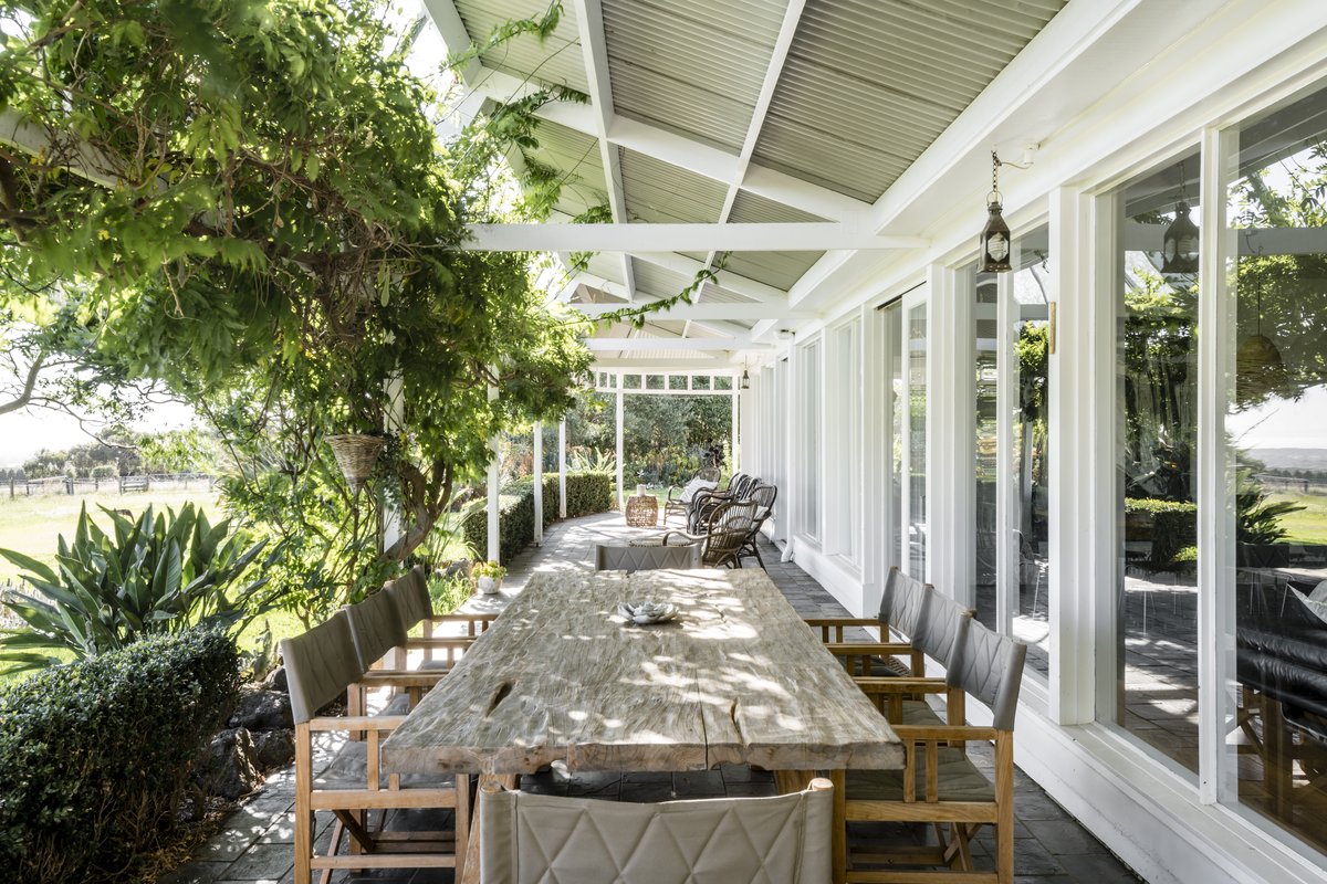 The New Sea and Tree-change: Buyers Seek Luxury and Longevity