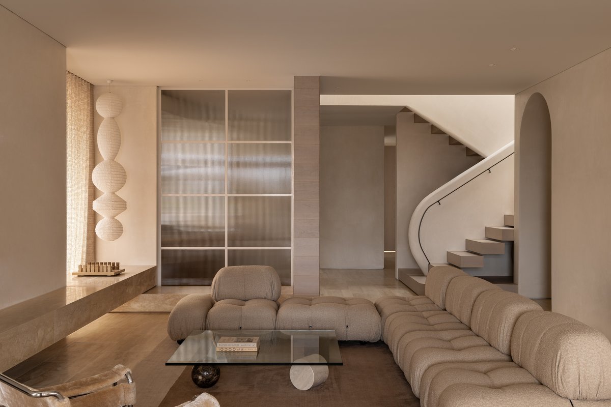 Brighton Skyhome Penthouse by mckimm